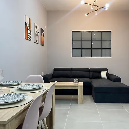 3-bedroom Fabulous In The City Center * أثينا