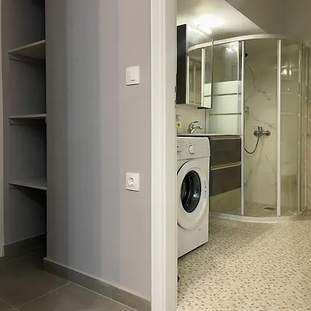 3-bedroom Fabulous In The City Center Lägenhet Aten