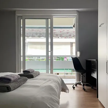 3-bedroom Fabulous In The City Center Lägenhet Aten
