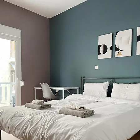 Lägenhet 3-bedroom Fabulous In The City Center Aten