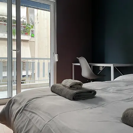 3-bedroom Fabulous In The City Center Lägenhet