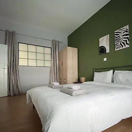 3-bedroom Fabulous In The City Center * Aten